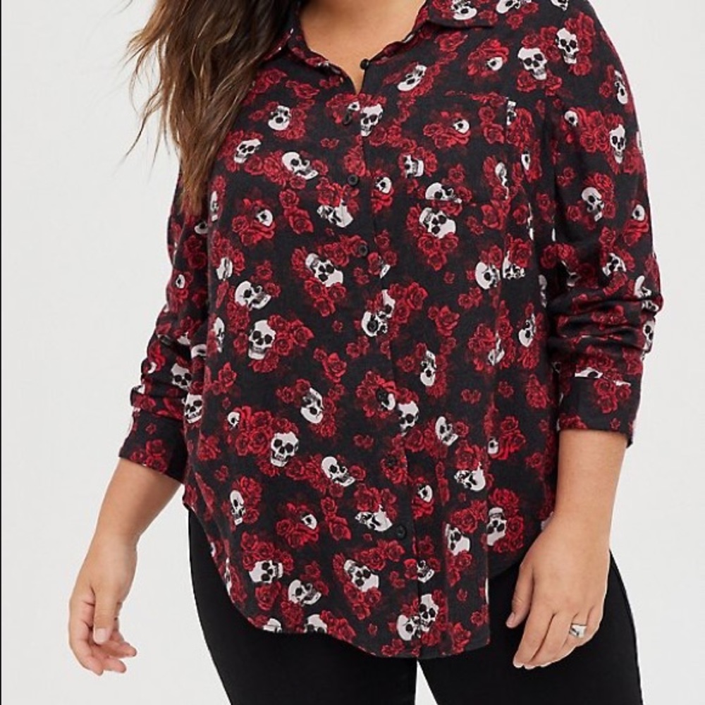 Torrid Brushed Rayon Skull Floral Size 2 BNWT - Picture 2 of 6